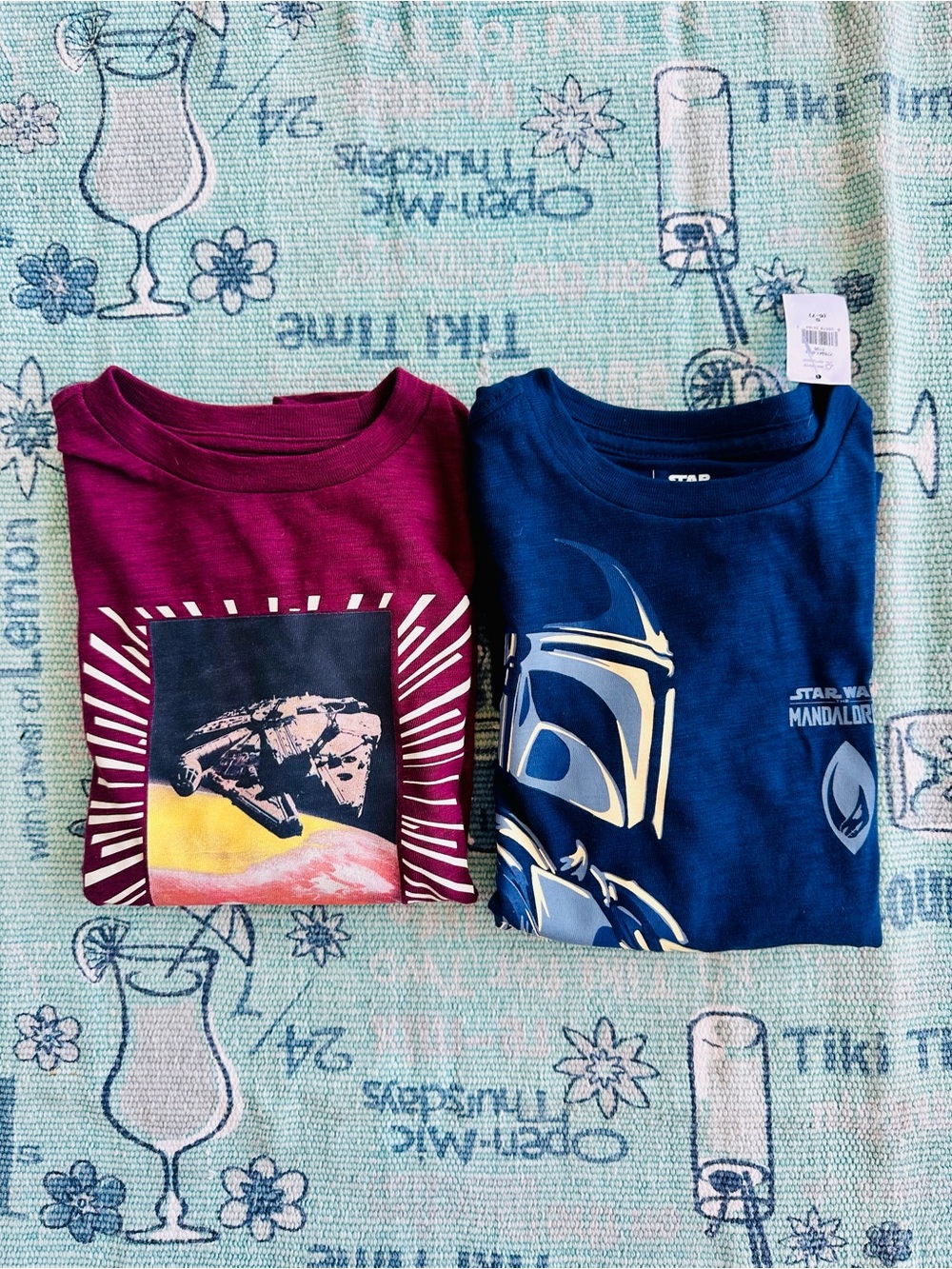 Star Wars Kids Tees - Blue & Burgundy Graphic Gap Bundle Size 6-7 Small